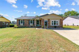 1049 Glen Reilly Dr Fayetteville, NC 28314