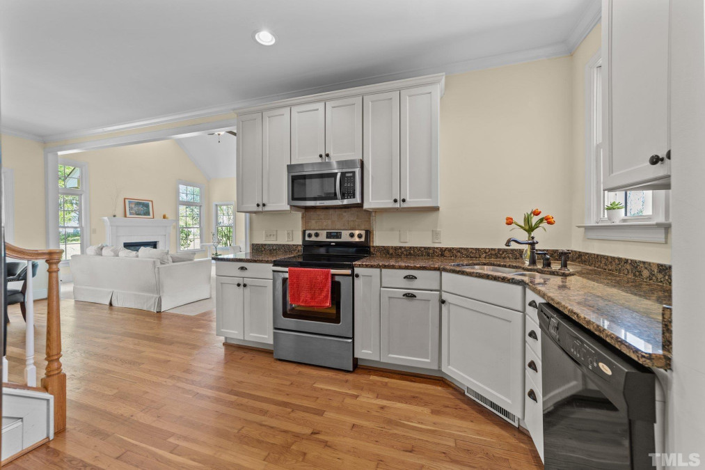 6115 Apple Orchard Dr Mebane, NC 27302