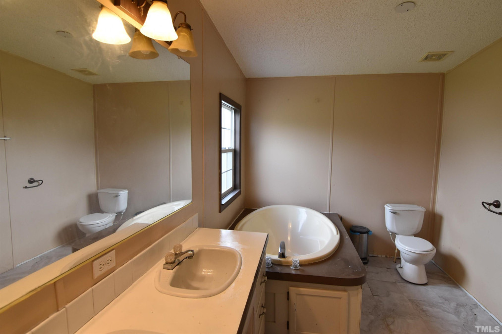 3132 Stevens Chapel Rd Smithfield, NC 27577