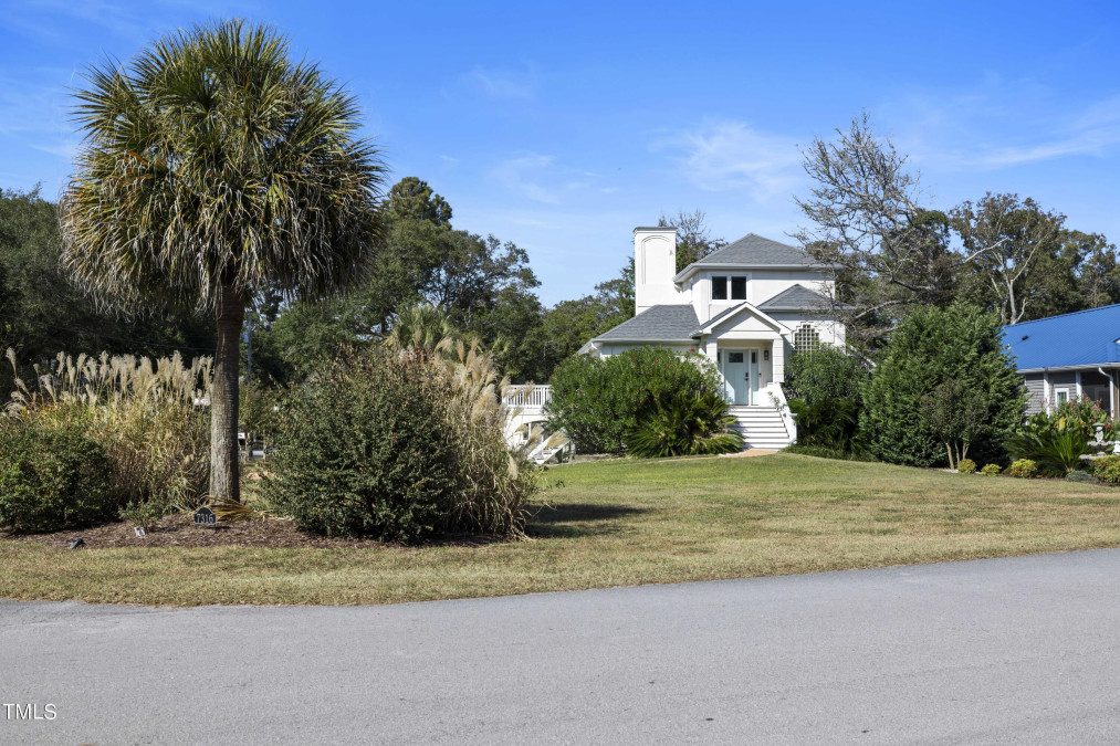 7316 Archers Creek Dr Emerald Isle, NC 28594