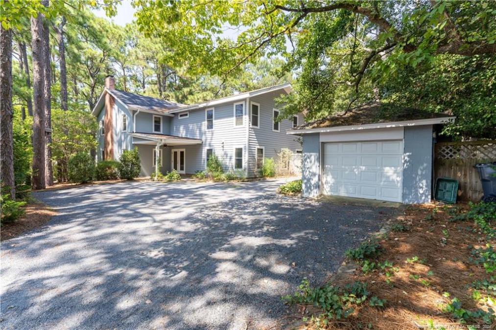 195 Ridge St Southern Pines, NC 28387