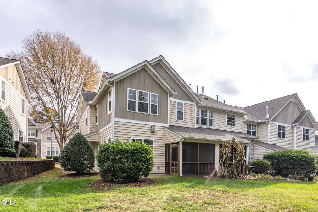 4948 Lady Of The Lake Dr Raleigh, NC 27612