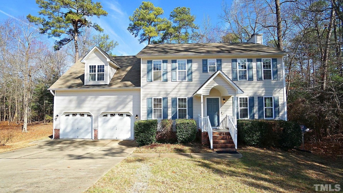 35 Rocky Pointe Ct Fuquay Varina, NC 27526