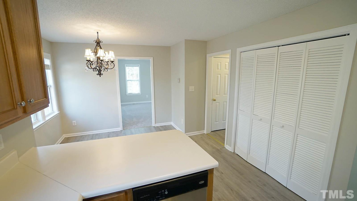 35 Rocky Pointe Ct Fuquay Varina, NC 27526