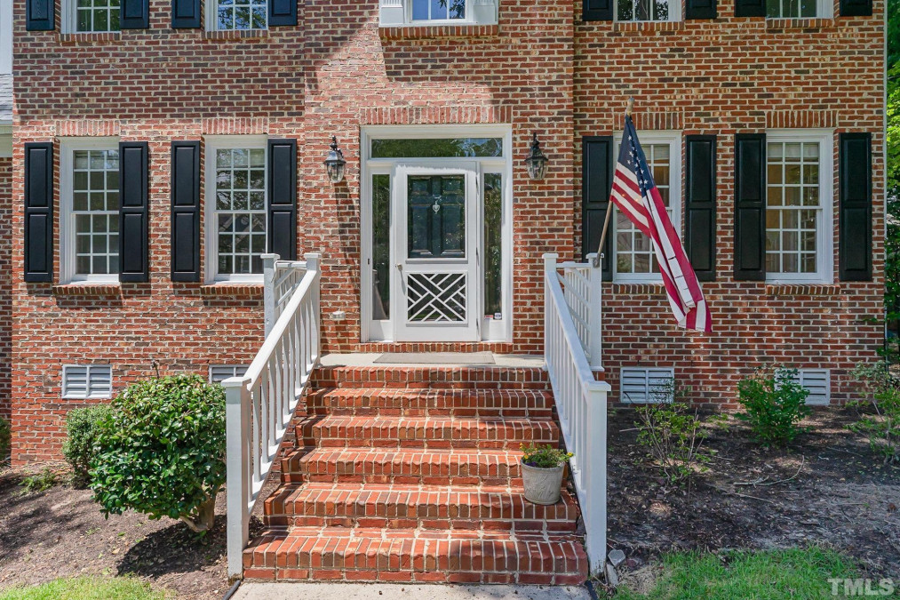 201 Parkgate Dr, Cary, NC 27519 Raleigh Realty