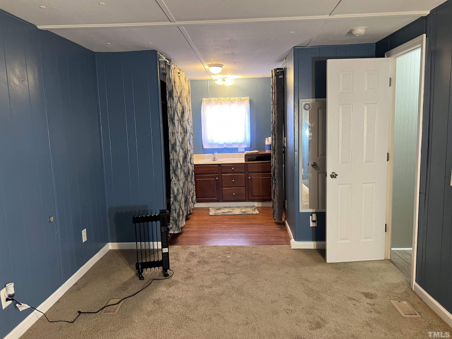 2208 Auburn Knightdale Rd, Raleigh, NC 27610 Raleigh Realty