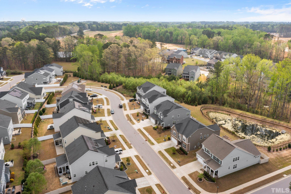 1935 Gray Meadow Dr, Apex, NC 27502 Raleigh Realty