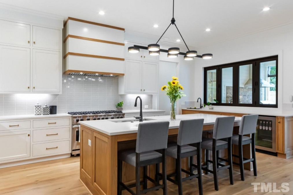 4329 Lambeth Dr, Raleigh, NC 27609 Raleigh Realty