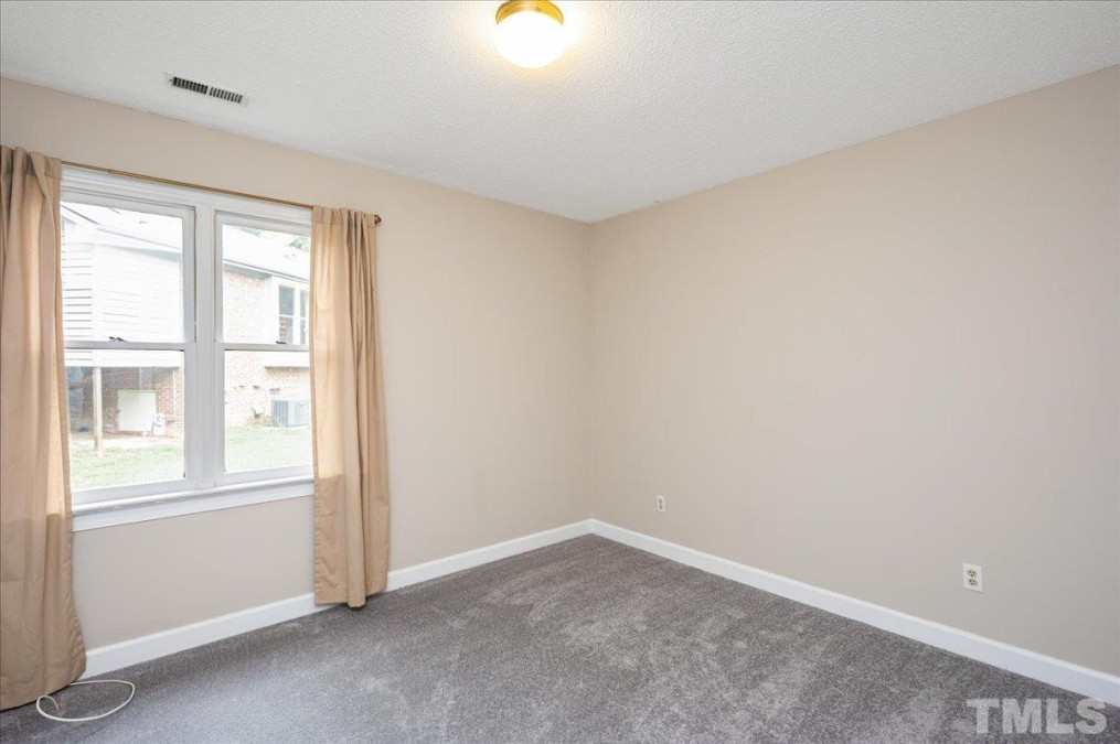 5500 Fortunes Ridge Dr Durham, NC 27713
