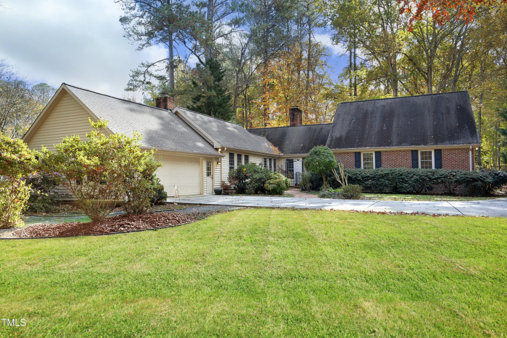 108 Saddle Ridge Rd Chapel Hill, NC 27514