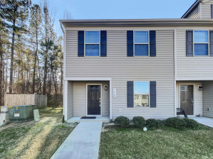 3528 Midway Island Ct Raleigh, NC 27610