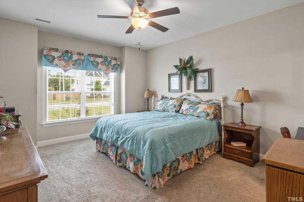 57 Southern Acres Dr Fuquay Varina, NC 27526