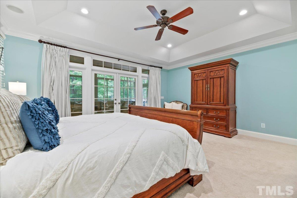10370 Spaight Chapel Hill, NC 27517