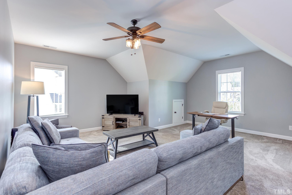 3092 Freeman Farm Way, Rolesville, NC 27571 Raleigh Realty