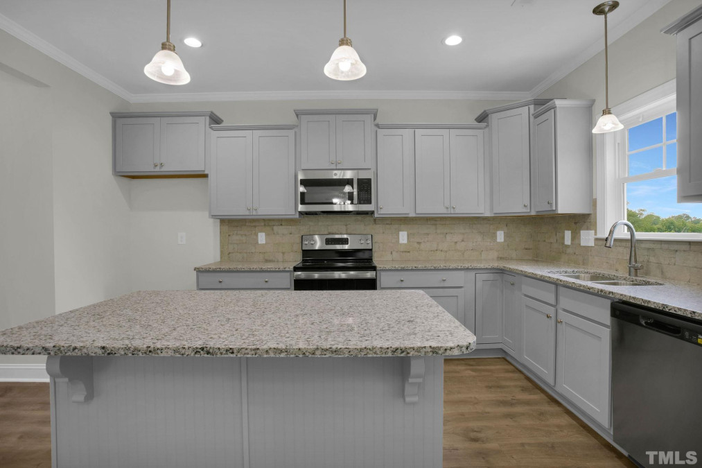 61 Catchers Cir Four Oaks, NC 27524