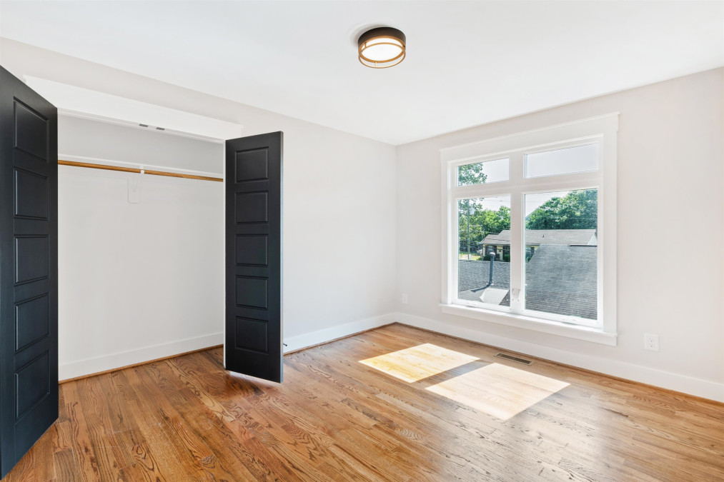 1313 Boyer St Raleigh, NC 27610