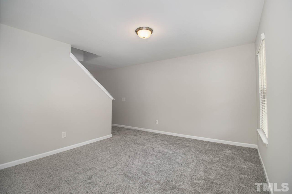 2732 Maybrook Crossing Dr, Raleigh, NC 27610 Raleigh Realty