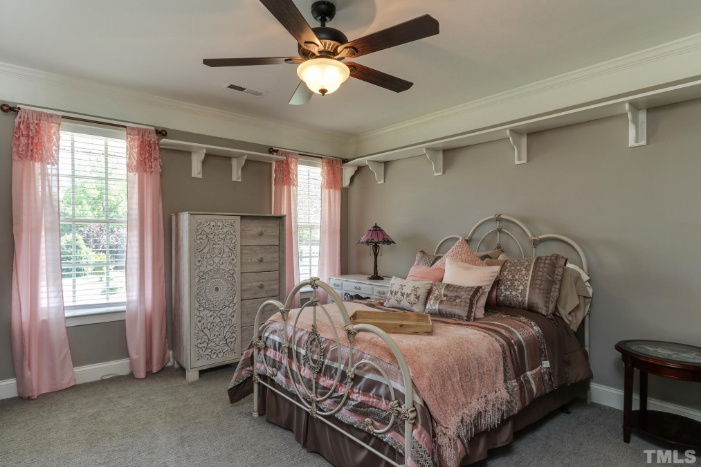 3500 Queen Ann Dr Clayton, NC 27527
