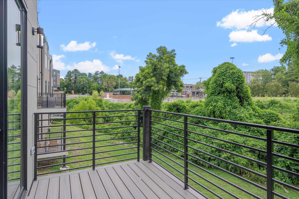 1022 Manor Way Durham, NC 27701