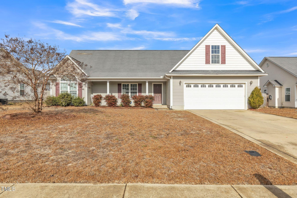 2138 Queen Elizabeth Ln Hope Mills, NC 28348