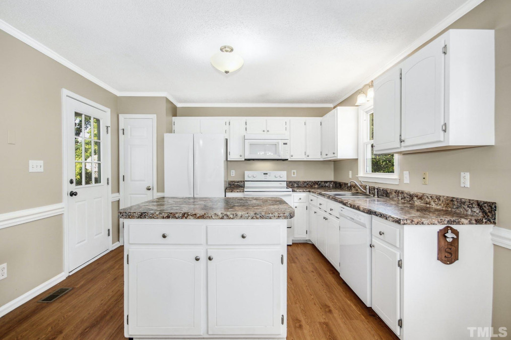 130 Brett Cir Benson, NC 27504