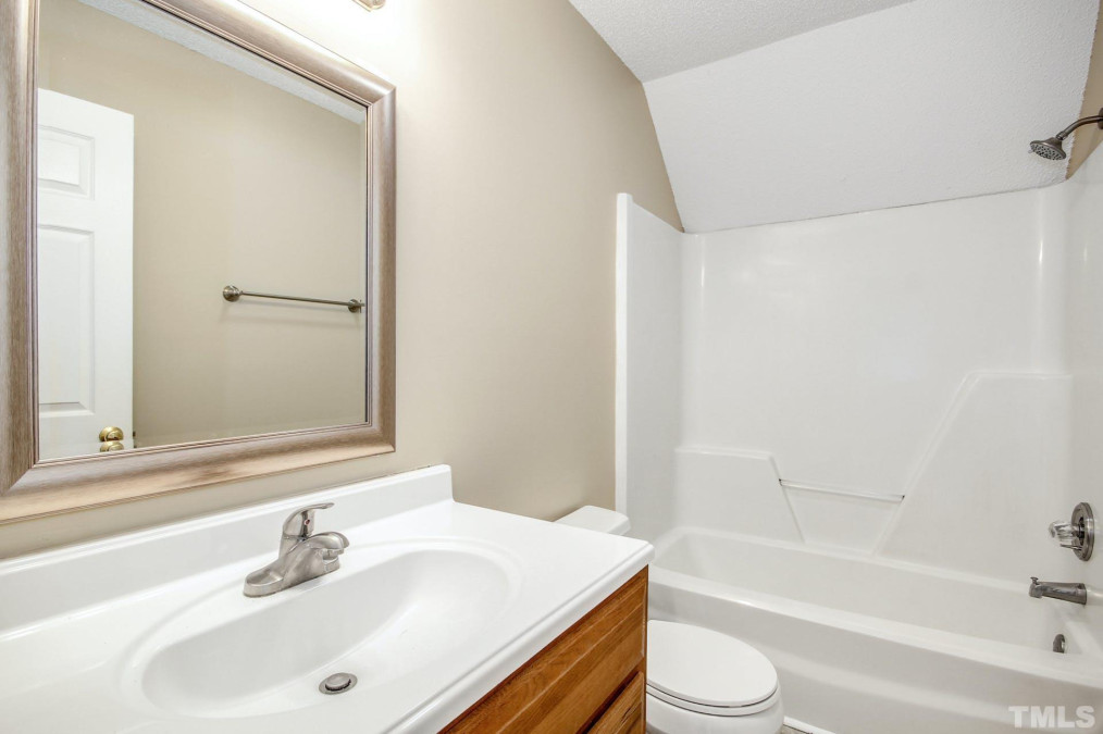 130 Brett Cir Benson, NC 27504