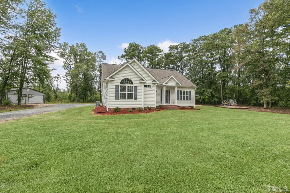 996 Old Sanders Rd Smithfield, NC 27577