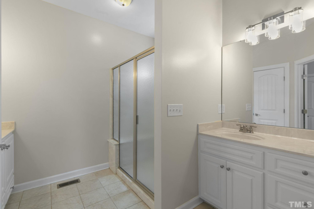 996 Old Sanders Rd Smithfield, NC 27577
