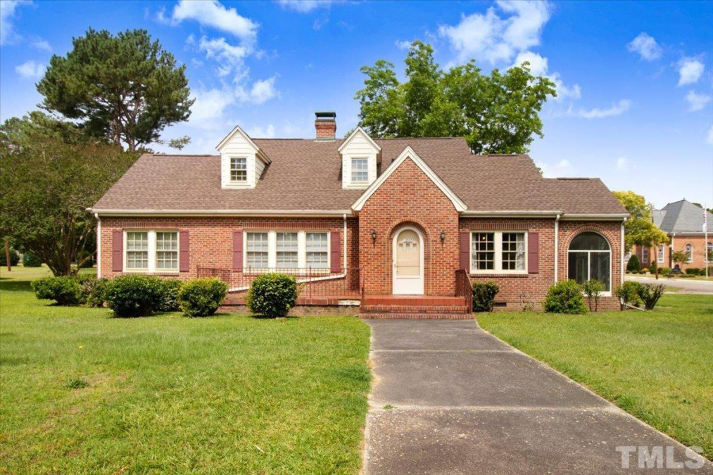 1200 9th St Lillington, NC 27546