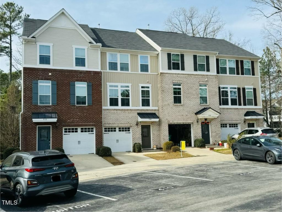 408 Berry Chase Way, Cary, NC 27519 Raleigh Realty