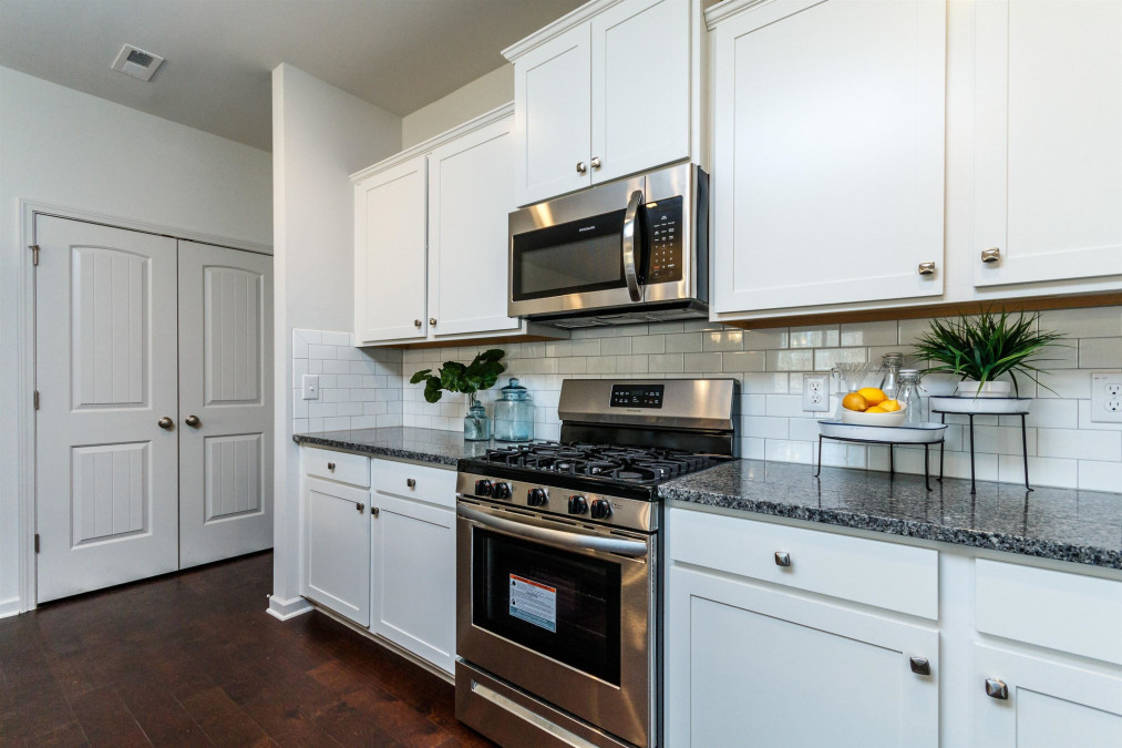 449 Dasu Clayton, NC 27520