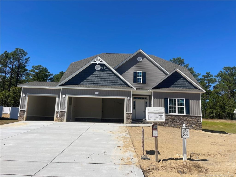 633 Summerchase Dr, Fayetteville, NC 28311 Raleigh Realty