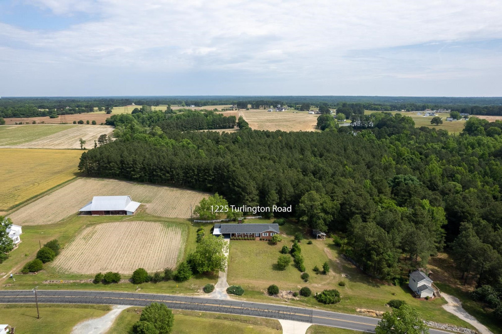 1161 Turlington Rd Dunn, NC 28334