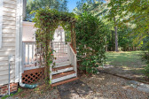 201 Autumn Glen Ln Holly Springs, NC 27540