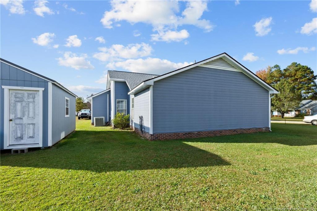 60 Spiral Branch Ct Linden, NC 28356