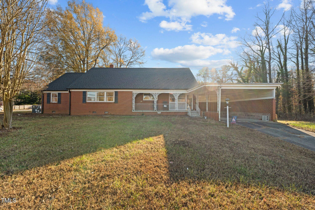 614 Burlington Ave Gibsonville, NC 27249