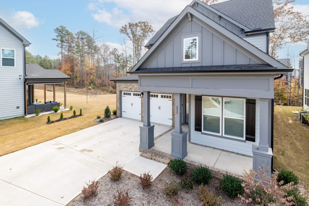 252 Emory Bluffs Holly Springs, NC 27540