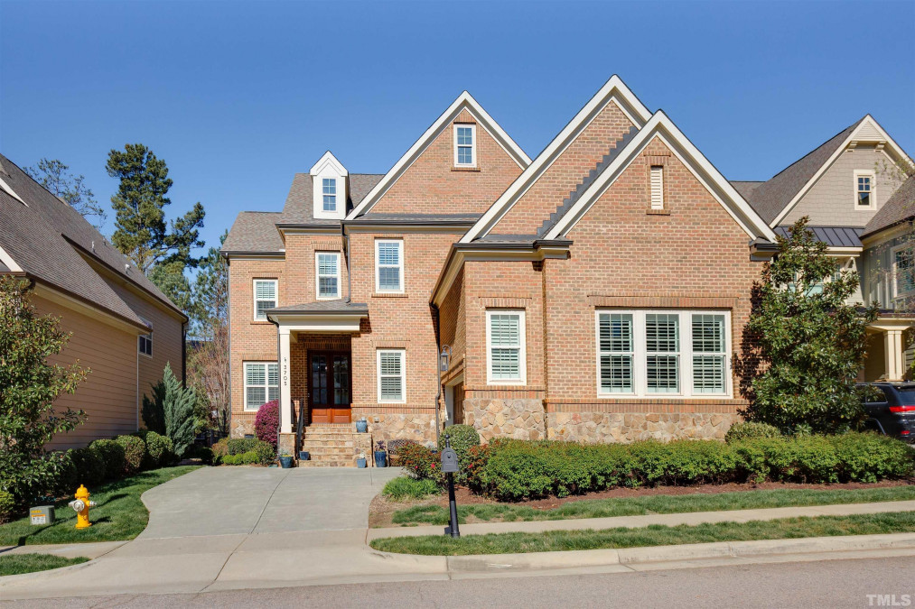 3705 Rolston Dr, Raleigh, NC 27609 Raleigh Realty