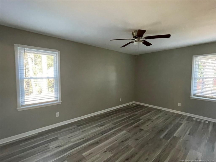 3527 Scottywood Dr Fayetteville, NC 28303