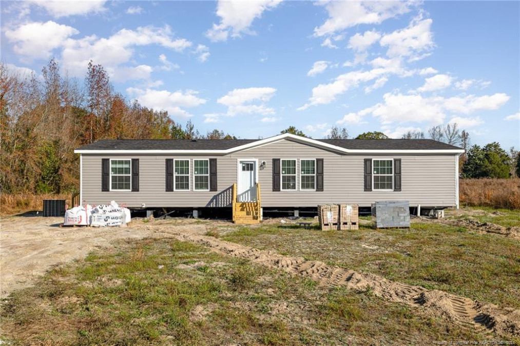 441 Hayes Rd Spring Lake, NC 28390