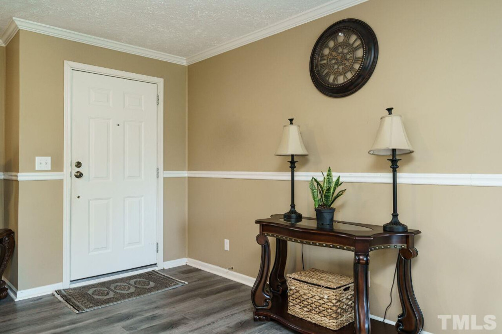 118 Circle G Ln Willow Springs, NC 27592