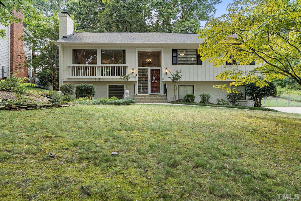 5513 Sweetbriar Dr Raleigh, NC 27609