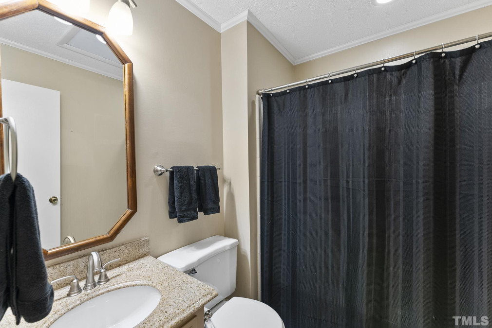 5513 Sweetbriar Dr Raleigh, NC 27609