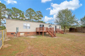 564 Mcrainey Rd Saint Pauls, NC 28384