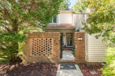 39 Bloomsbury Ct Chapel Hill, NC 27517