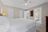 39 Bloomsbury Ct Chapel Hill, NC 27517