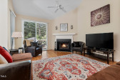 39 Bloomsbury Ct Chapel Hill, NC 27517