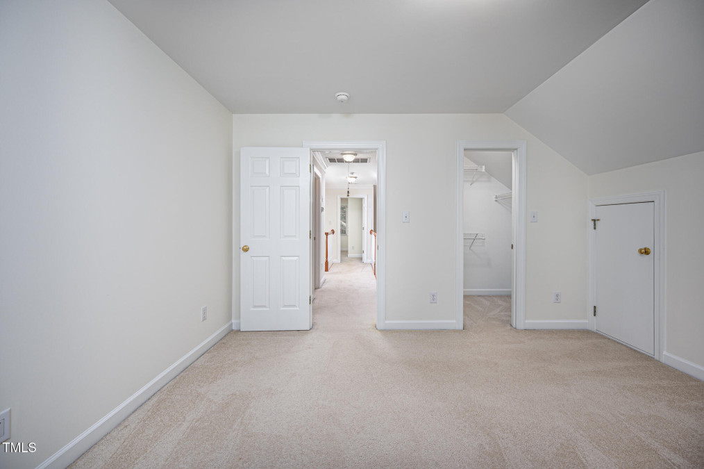 506 Manor Ridge Dr Carrboro, NC 27510