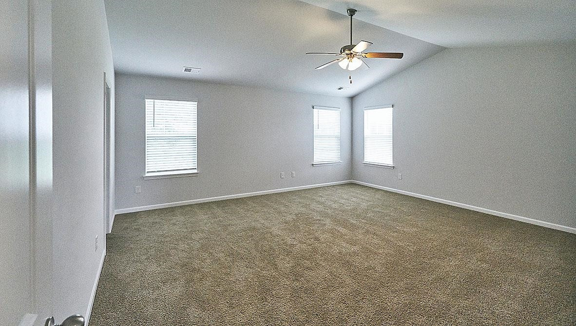 2142 Clydesmill Rd Fayetteville, NC 28314