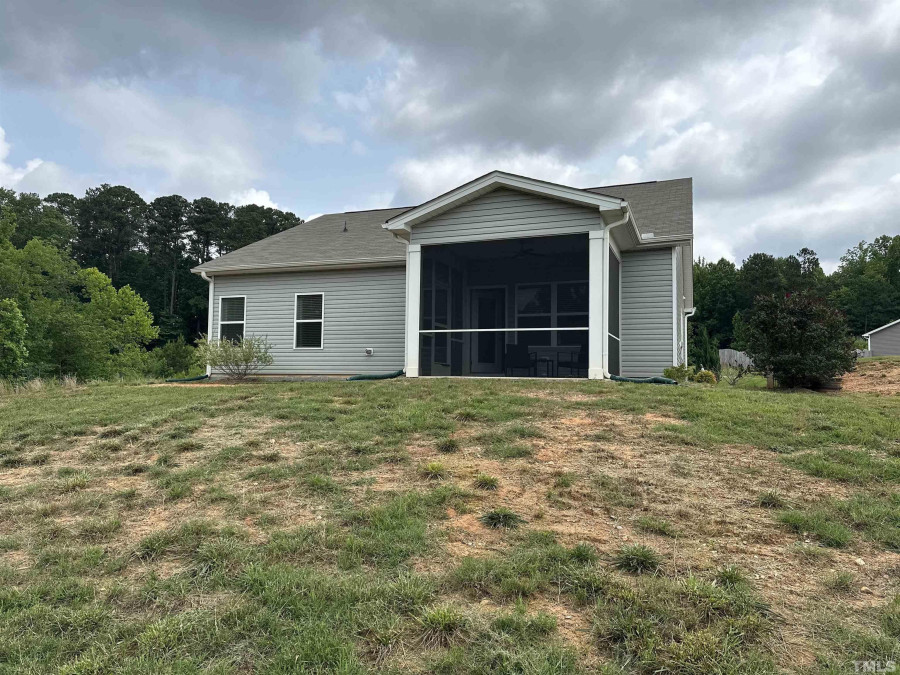 163 Clear Valley Dr Sanford, NC 27330